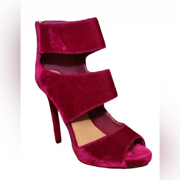 Shoe Dazzle Shoes - Shoe Dazzle Tatia Stiletto Heeled Sandal in Magenta | Size 9